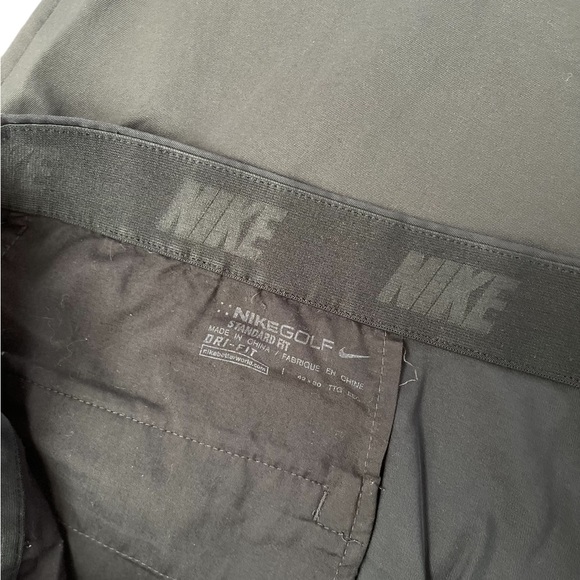 Nike Performance Dri-Fit Golf Pants Men 42x30 Black Straight Leg Stretch - Picture 6 of 6